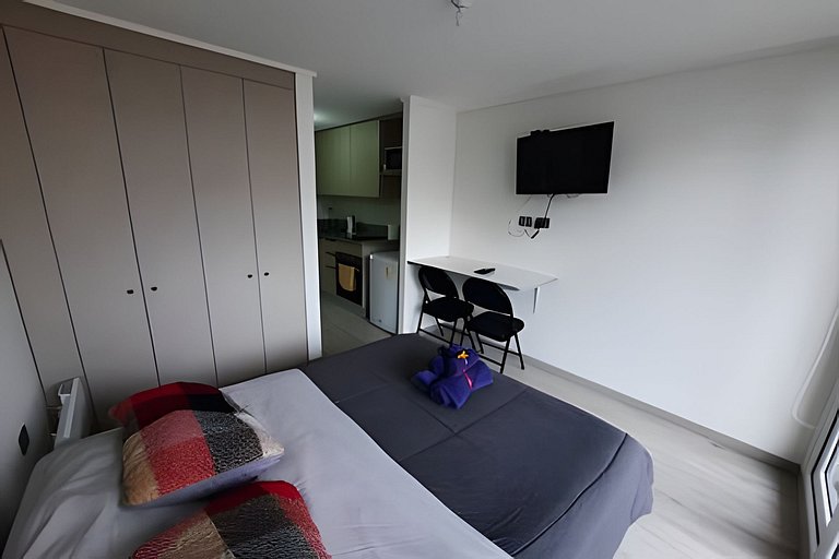 Depto. estudio 1-2 pers. con balcón