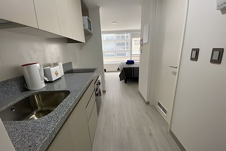 Depto. estudio 1-2 pers. sin balcón