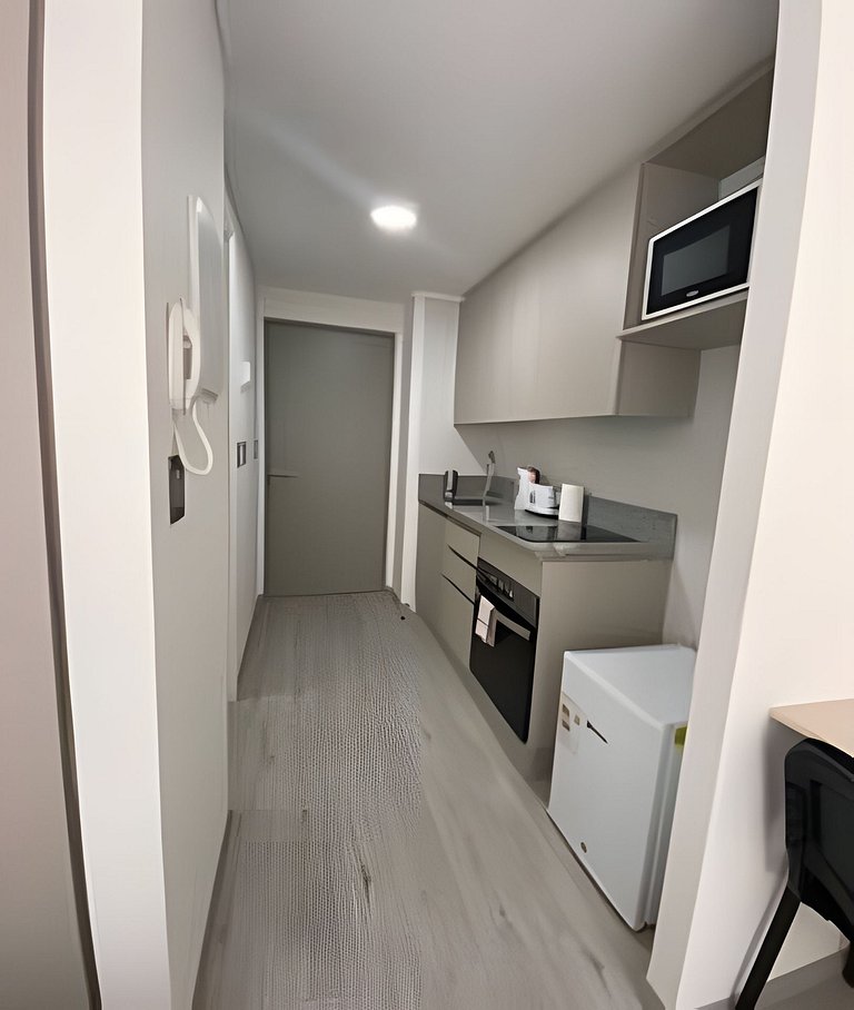 Depto. estudio 1-2 pers. sin balcón