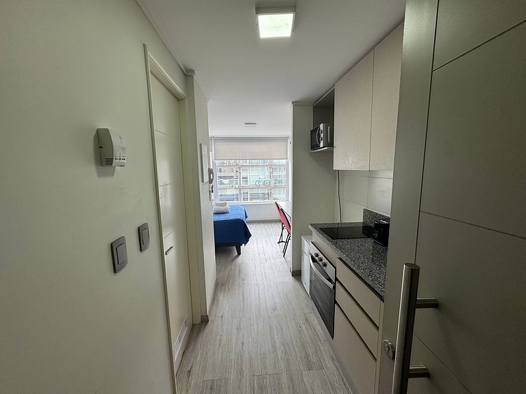 Depto. estudio 1-2 pers. sin balcón