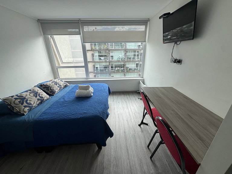 Depto. estudio 1-2 pers. sin balcón