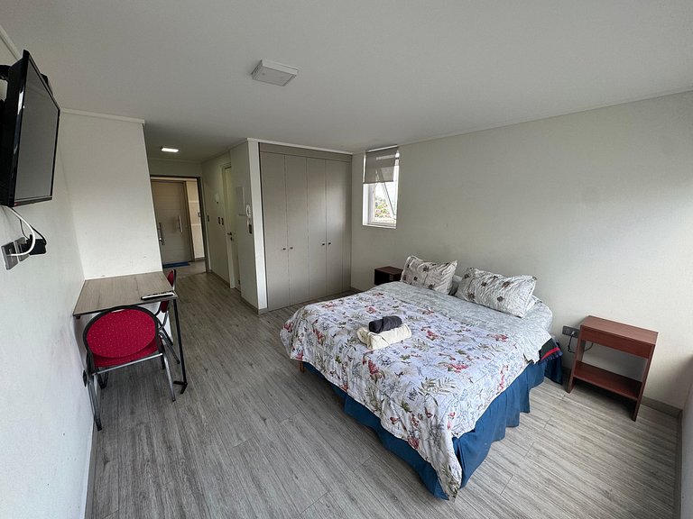 Depto. estudio 1-2 pers. sin balcón