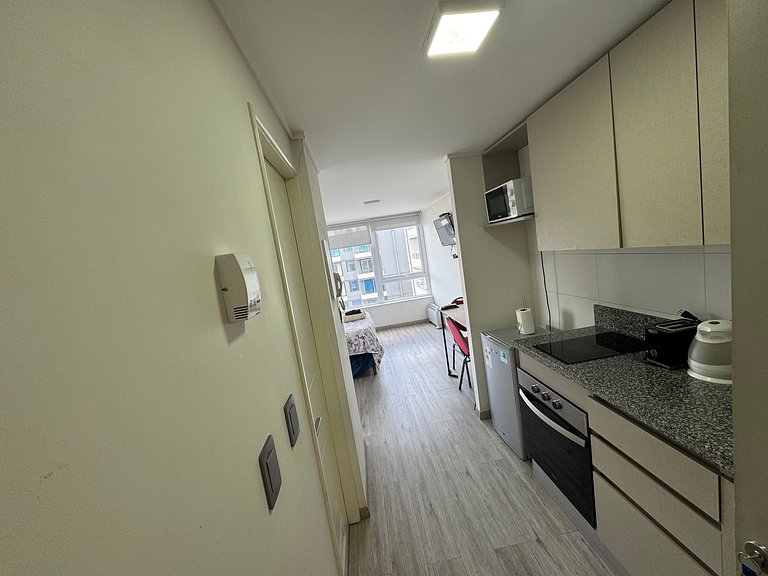 Depto. estudio 1-2 pers. sin balcón