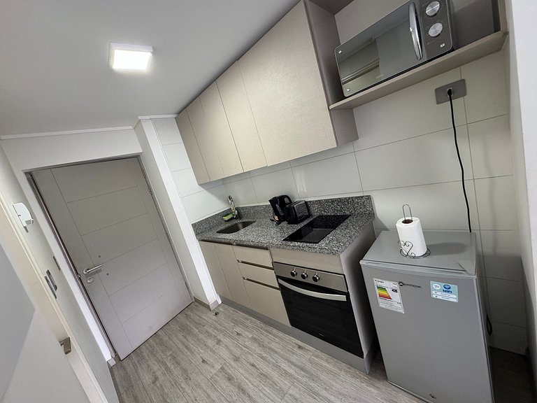 Depto. estudio 2-4 personas sin balcón