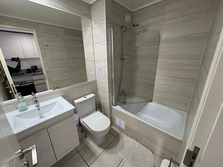 Depto. estudio 2-4 personas sin balcón