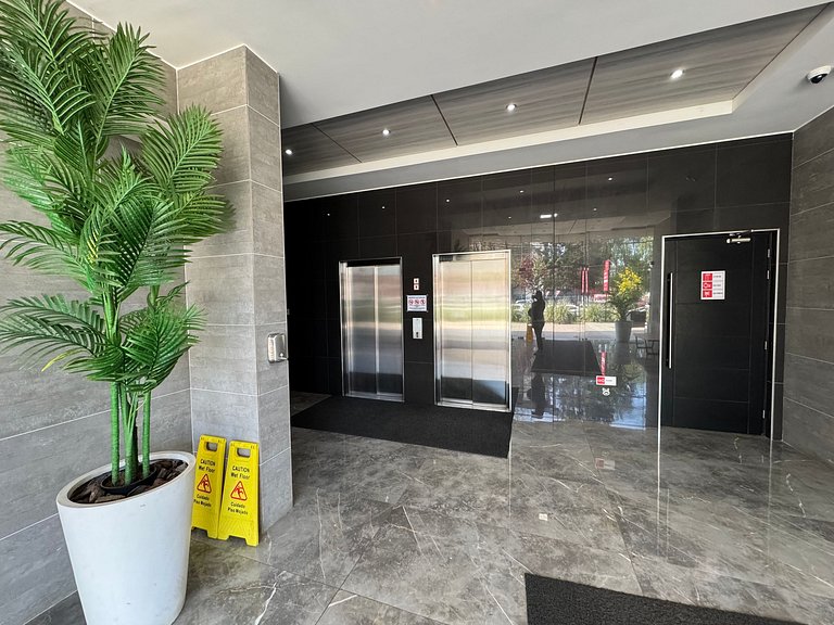 Depto. estudio 1-2 pers. sin balcón